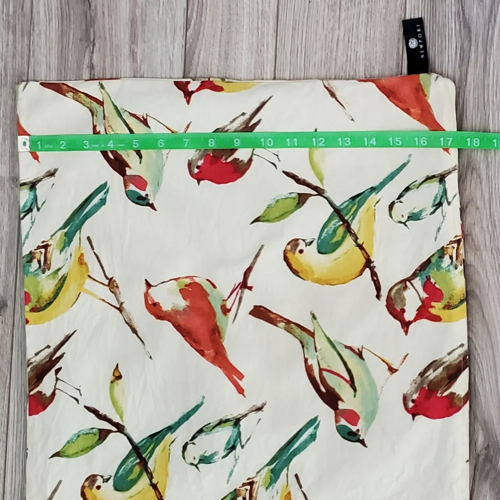 Newport Vibrant Bird In/Outdoor Duck Feather Insert Accent Pillow, IMPECCABLE